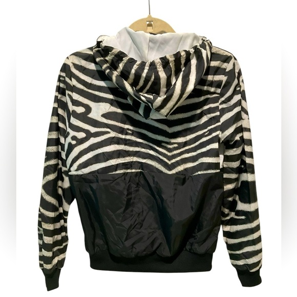 Adidas Zebra Print Track Jacket Black White Lightweight Zip Hoodie US Size 6 EUC - Picture 2 of 6